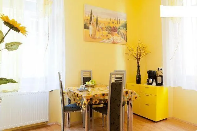 City Apartment In Nuernberg